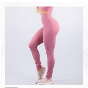 Buffbunny Champagne Rosa Leggings Size Small